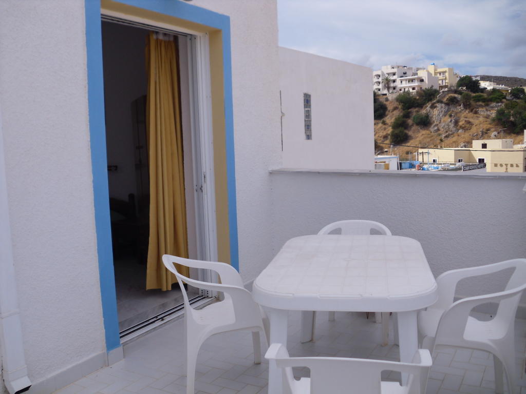 Mertonas Studios Karpathos Esterno foto